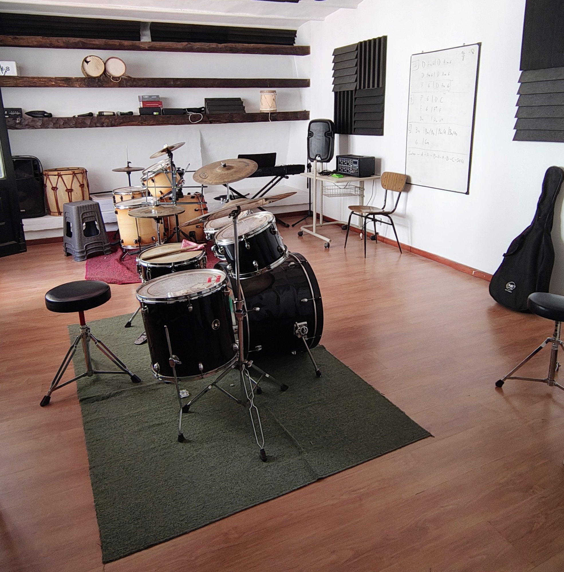 Sala de composición musical en Unísono